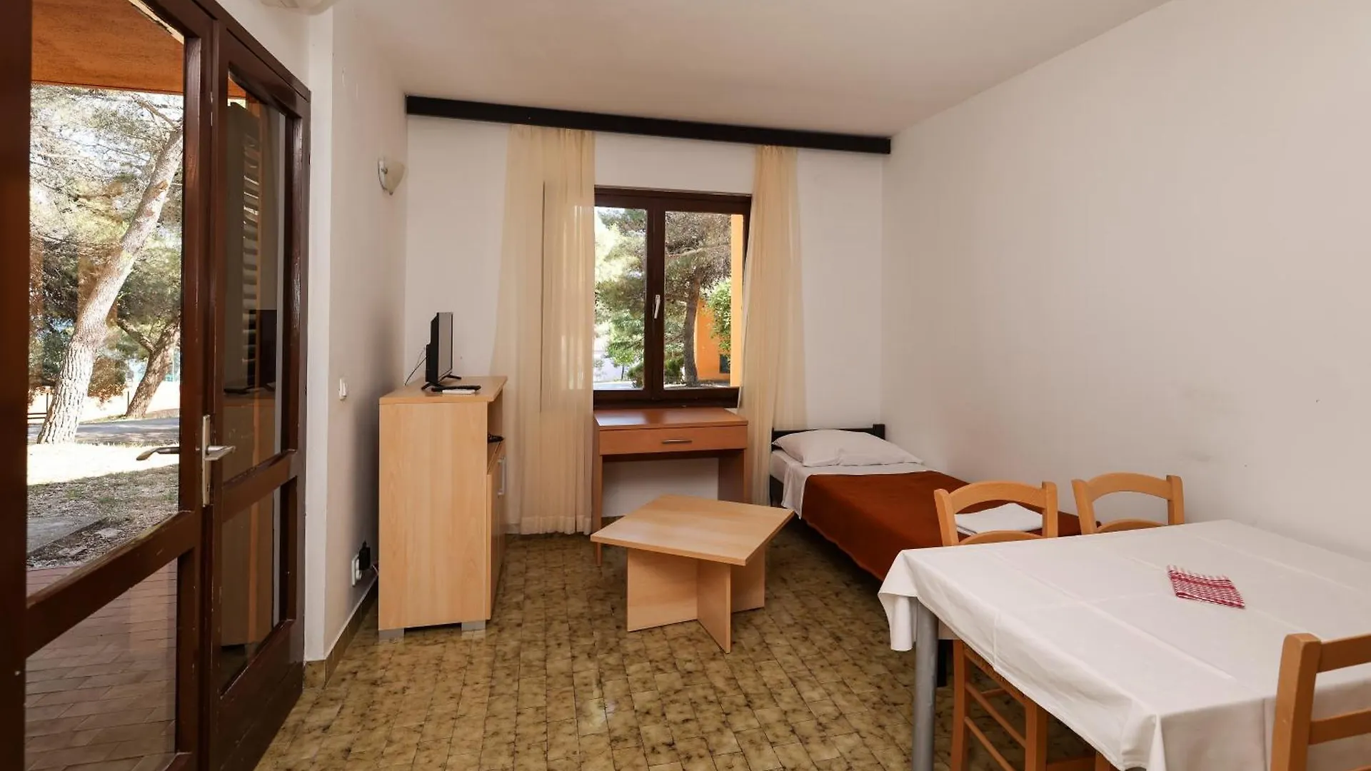 Apartments Medena Budget Trogir
