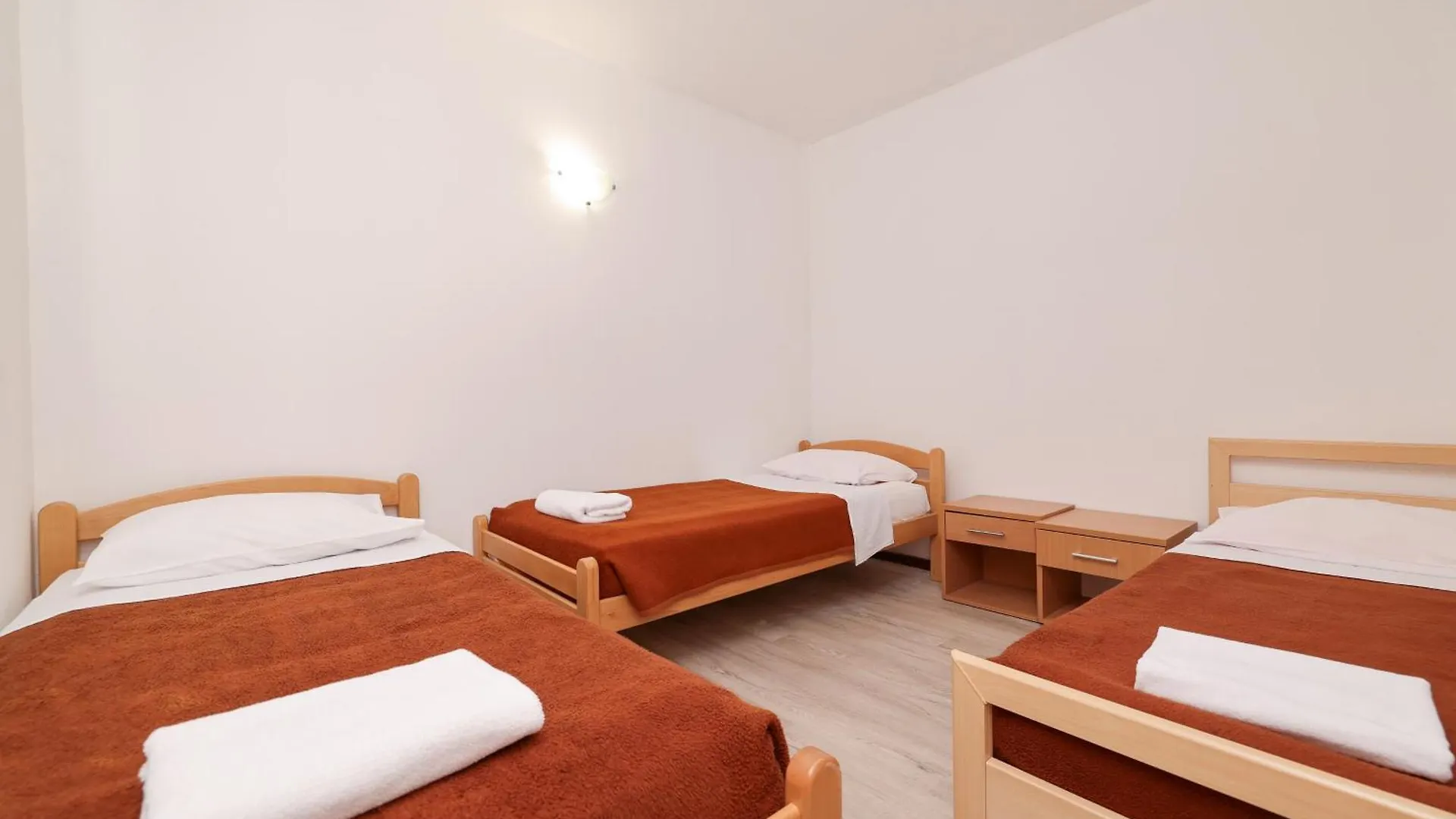 Apartments Medena Budget Trogir Kroatien