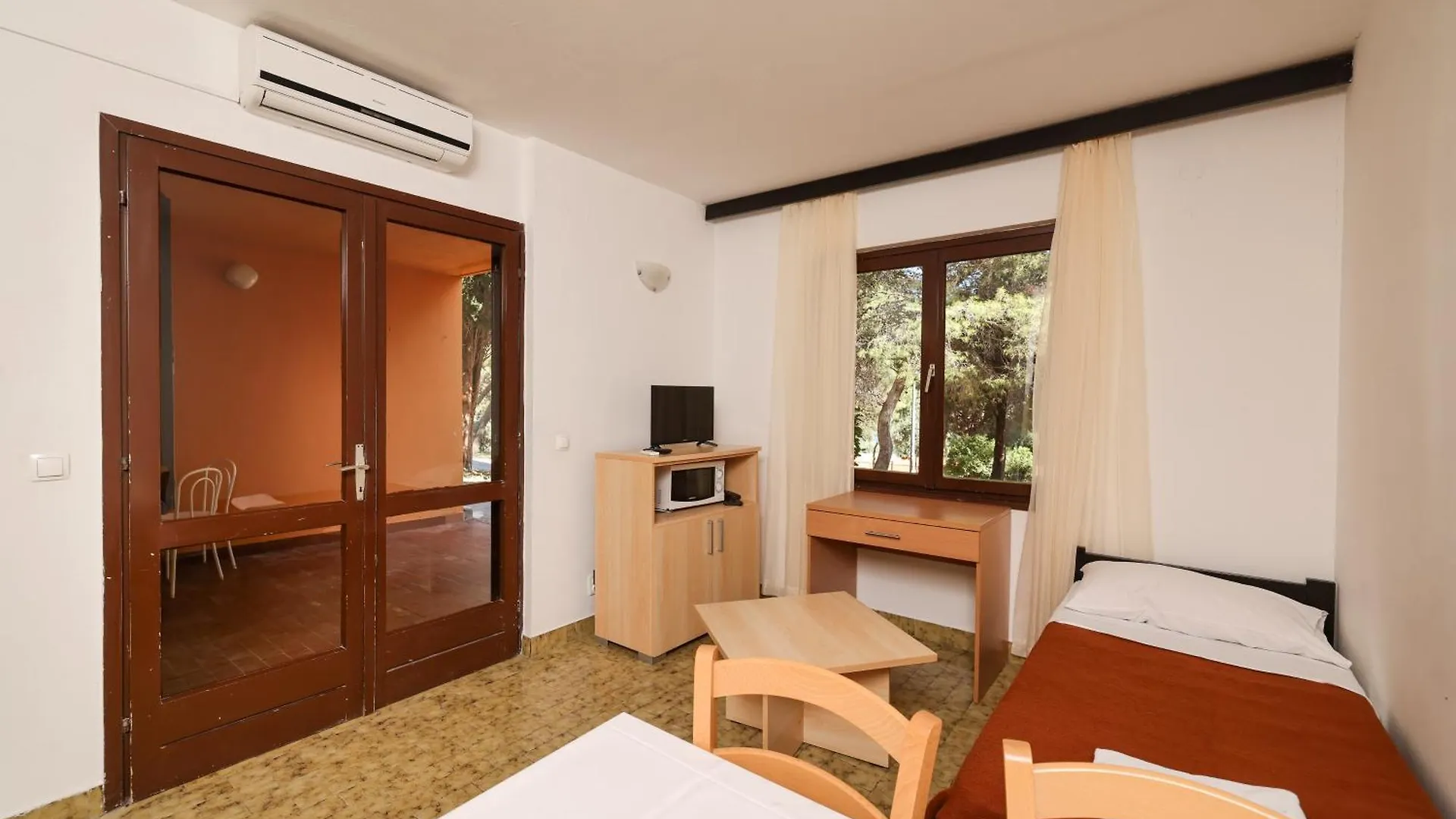 Apartments Medena Budget Trogir