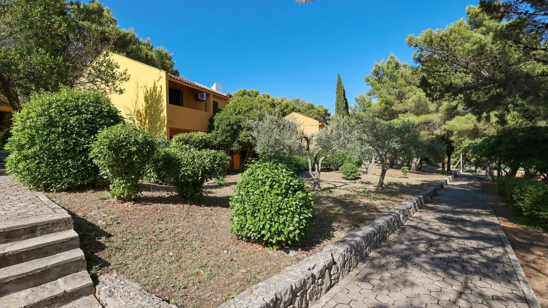 Apartments Medena Budget Trogir 0*,